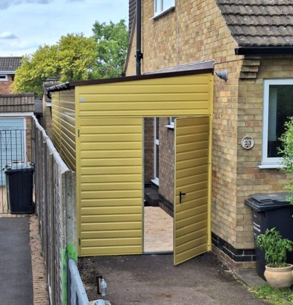 6.5ft x 26ft (2m × 8m) Metal Lean to/Extension with Clear Sky Roof